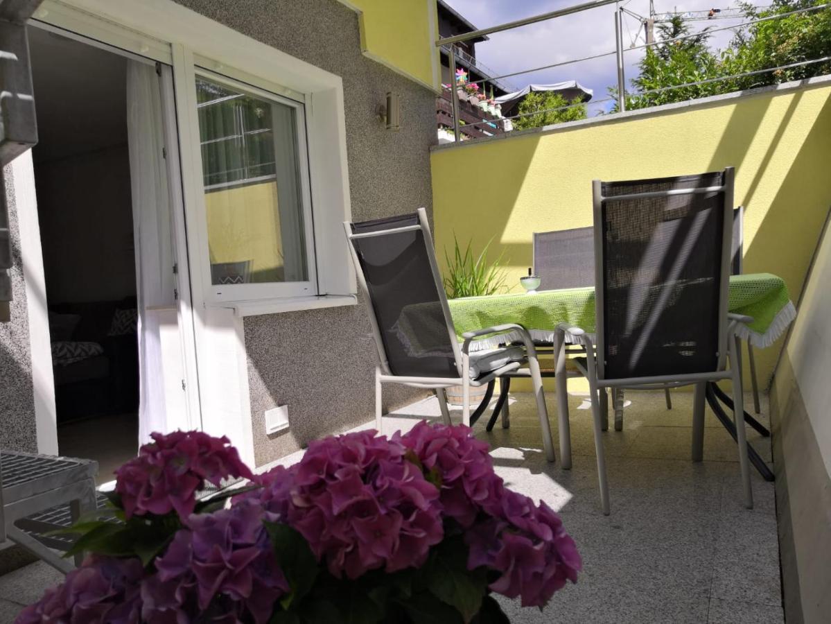 Taunusrast-Usi Apartment Usingen Exterior photo